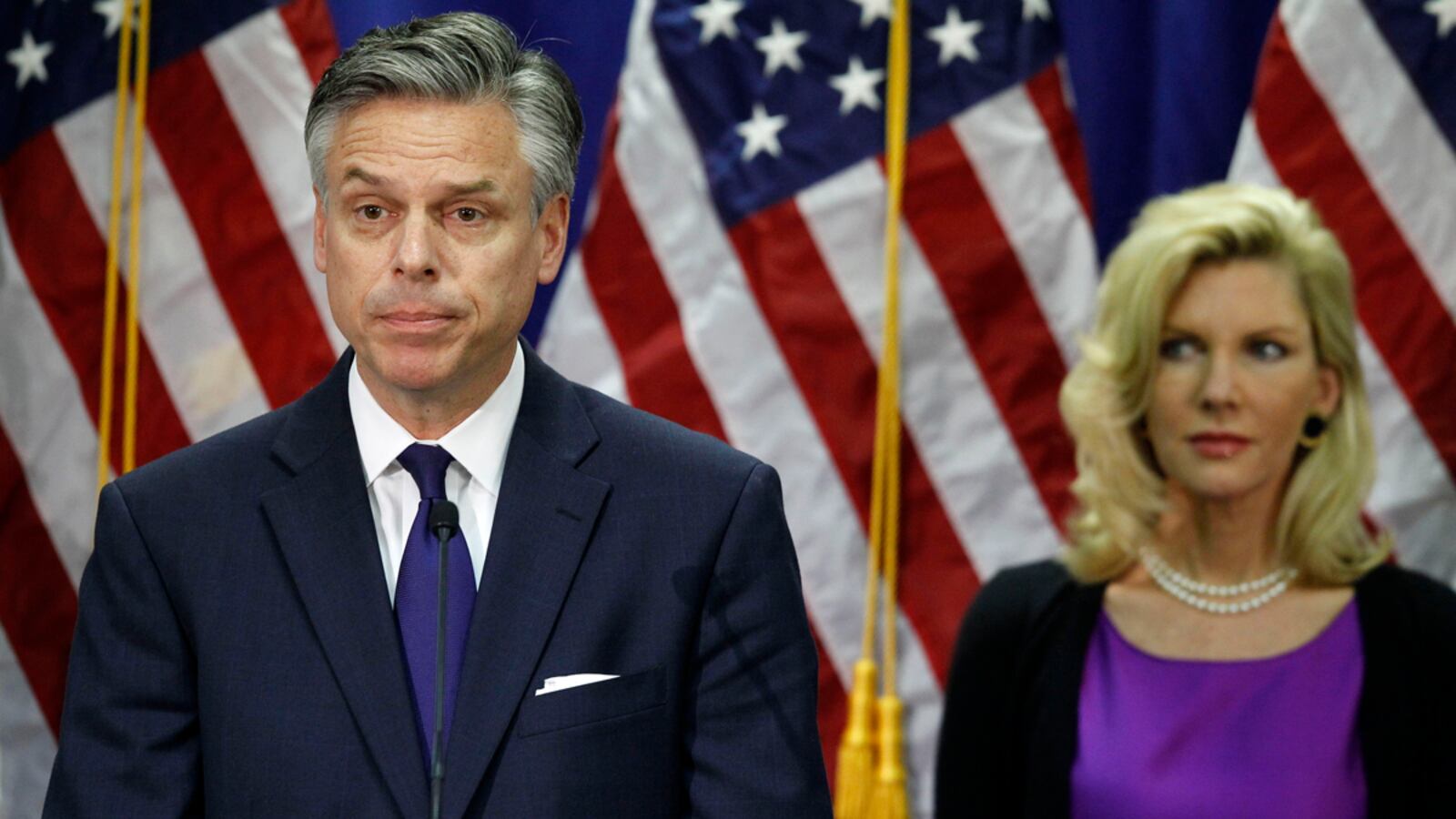 articles/2012/01/16/jon-huntsman-flip-flops-on-mitt-romney-his-ex-rival/huntsman-drops-out-grop-primary_hgs09z