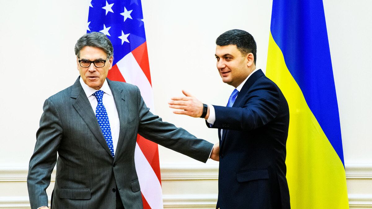 191014-rawnsley-rick-perry-tease_qev3sb