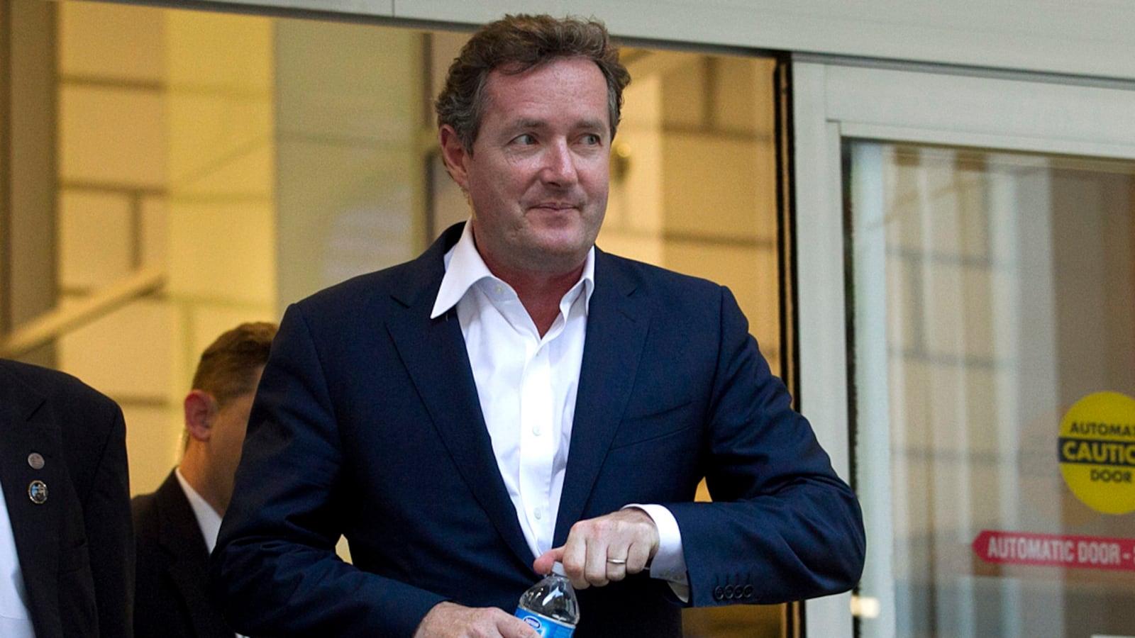 cheats/2011/12/21/ex-columnist-piers-morgan-knew-about-phone-hacking/piers-morgan-ethics-hearing-williams_aoxgka