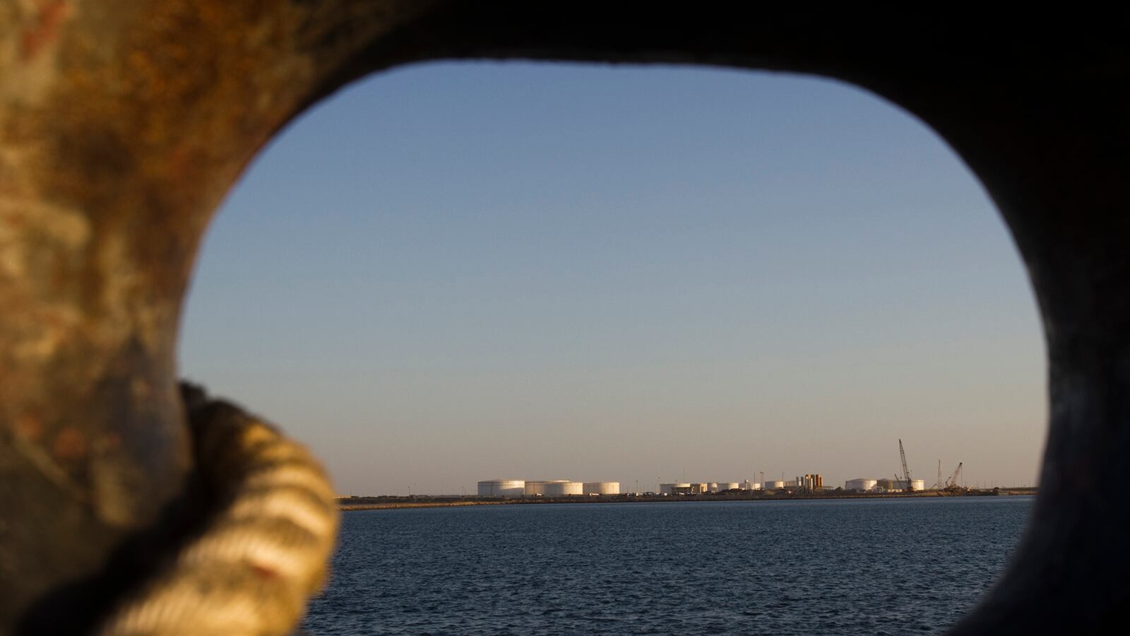 cheats/2012/04/13/iran-conceals-oil-sales/iran-oil-ships-cheat_csqkti