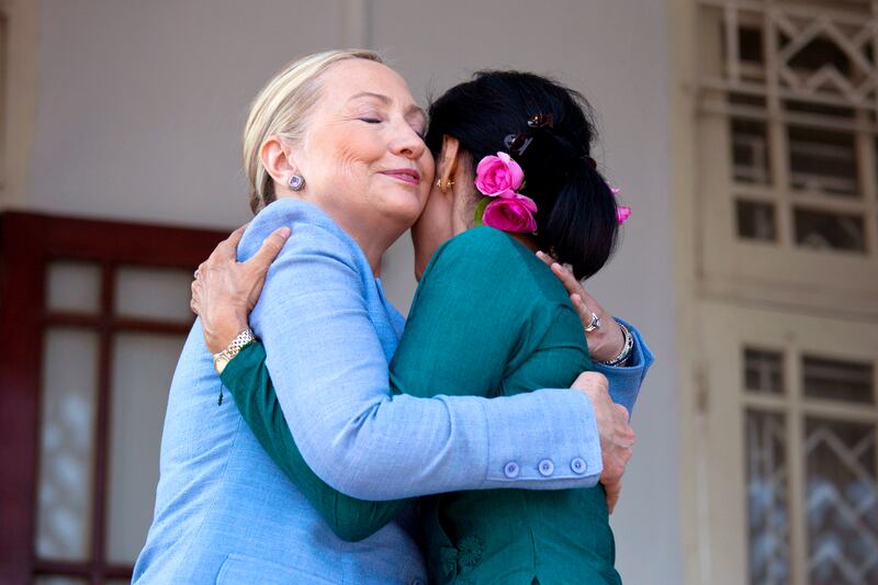 articles/2013/05/04/americans-are-ready-for-a-female-president-finally/130503-clift-clinton-2016-embed-02_pmyrf2