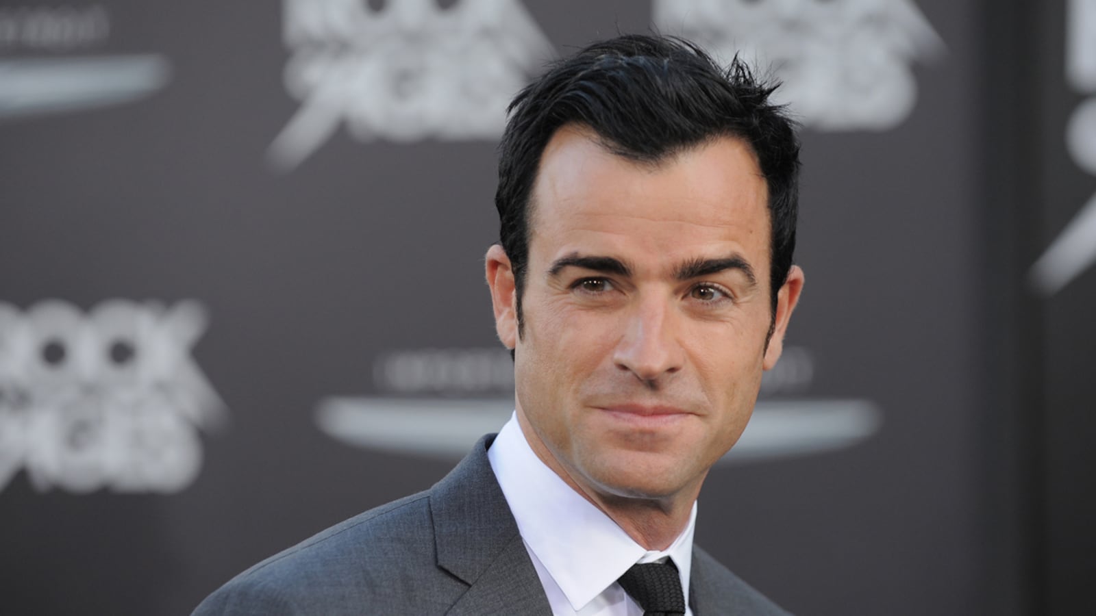 articles/2012/08/15/meet-justin-theroux-jennifer-aniston-s-once-mysterious-husband-to-be/justin-theroux-stern_dwhgpl