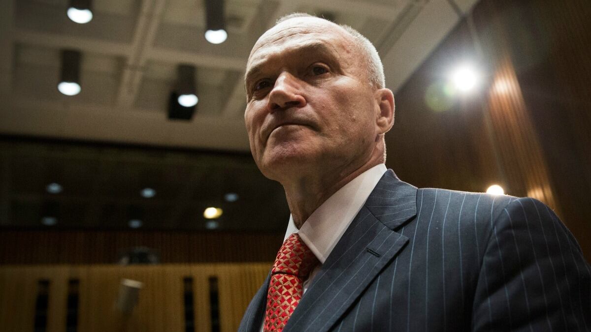 cheats/2013/11/15/ray-kelly-calls-out-phony-politicians/ray-kelly-playboy-cheat_jdlojk