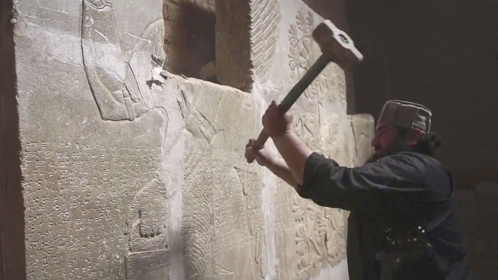 articles/2015/04/14/how-isis-reduced-the-ancient-world-of-nimrud-to-rubble/150413-jones-isis-nimrud-tease_hwuota