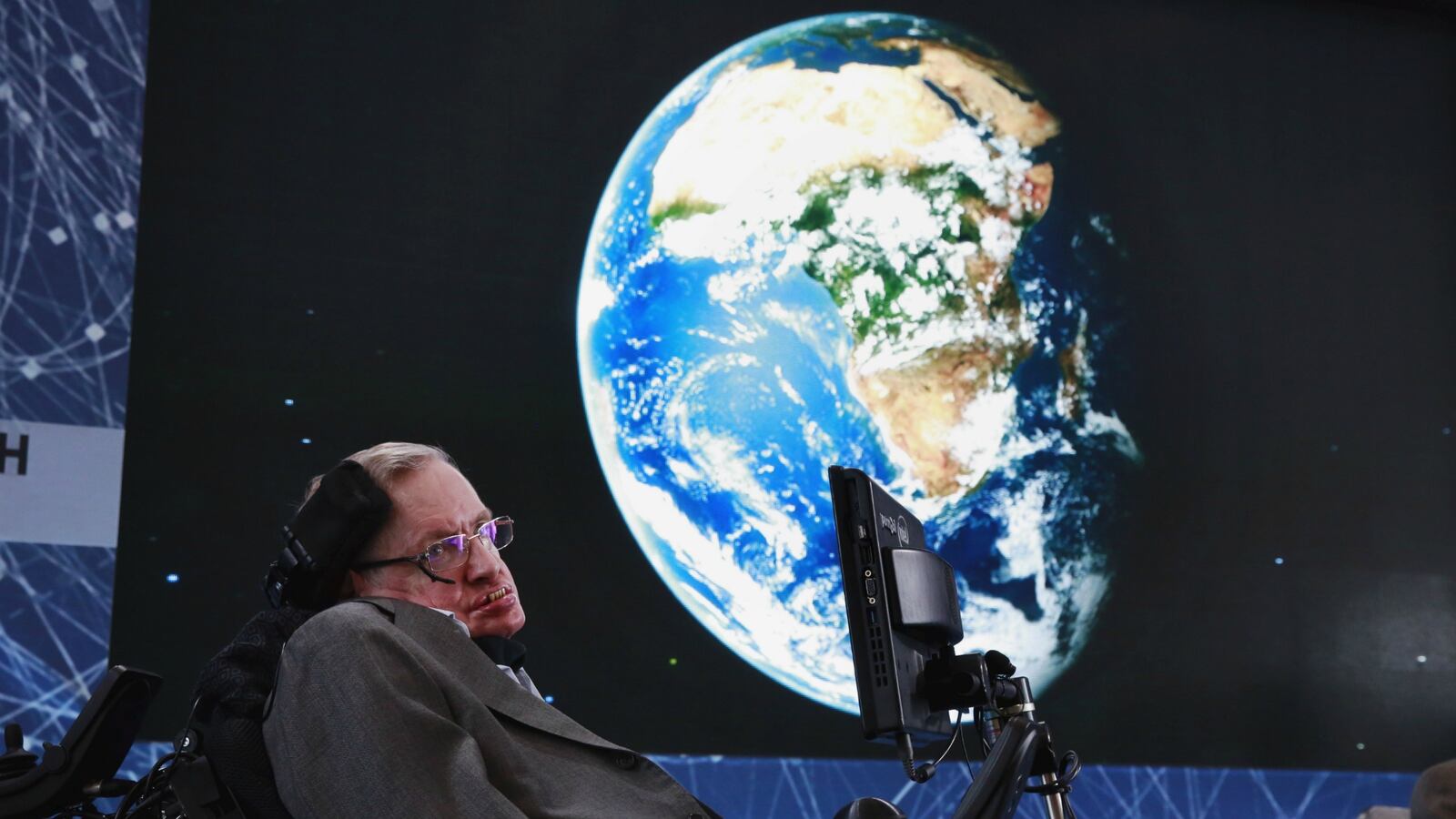 cheats/2016/12/03/stephen-hawking-hospitalized-in-rome/161203-stephen-hawking-rome-hospital-cheat_ehn16g