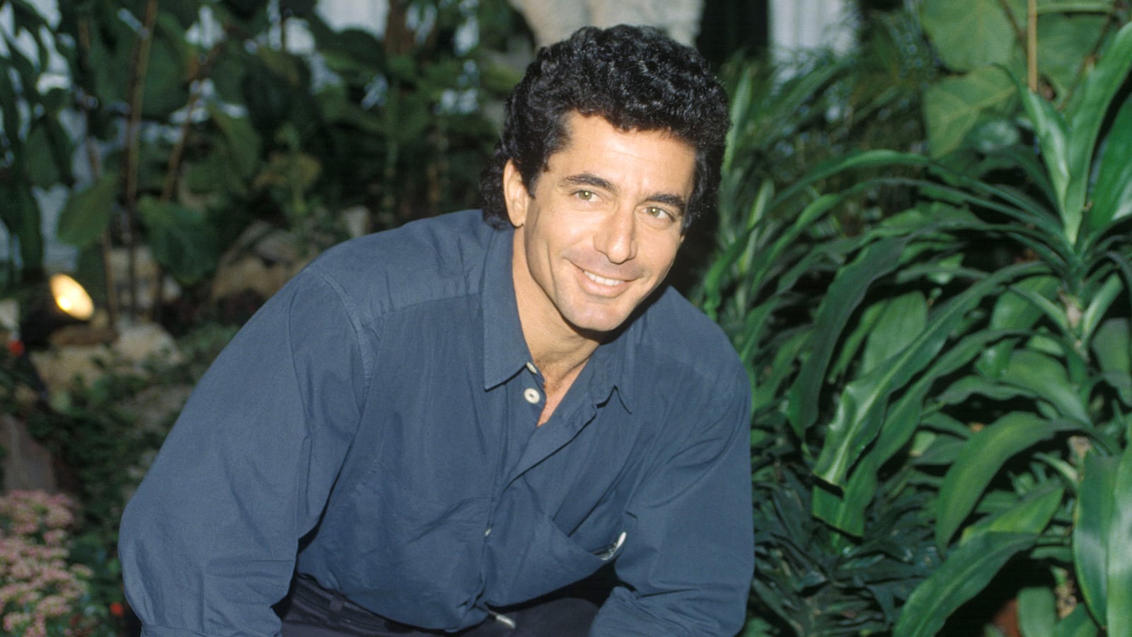 1990: American fitness personality Gilad Janklowicz