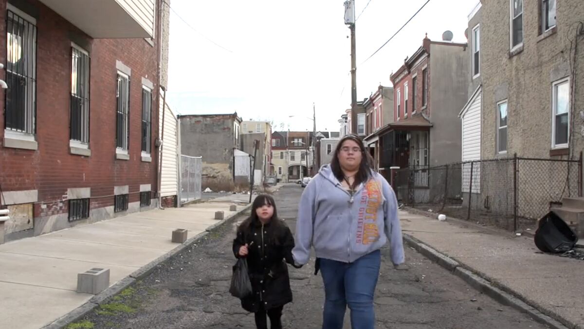 articles/2012/05/07/obesity-and-diabetes-afflict-a-new-jersey-family-fighting-to-stay-fit/rivera-diabetes-dokoupil-teaser_cfqc4k