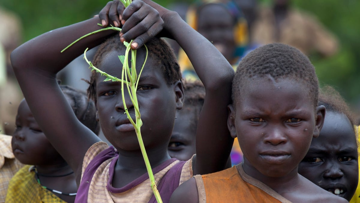 cheats/2012/07/01/sudan-sees-new-lost-boys/sudan-children-refugees-cheat_tsuyne