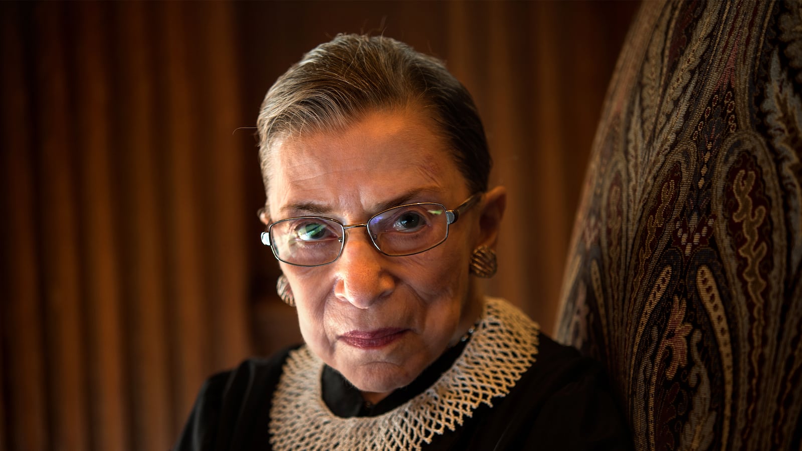 articles/2014/11/26/supreme-court-justice-ruth-bader-ginsburg-beats-the-health-odds-again/141126-veravagu-ginsburg-heart-tease_l353uh