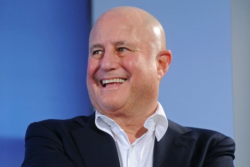 articles/2013/05/09/american-airlines-invite-for-those-who-make-the-social-grade/130509-ron-perelman-cnbc-tease_dp9y5u