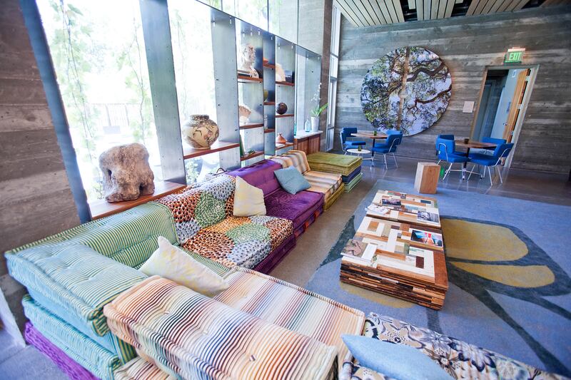 galleries/2013/08/31/nine-luxury-retreats-in-california-wine-country-photos/H2_Hotel_kqqa2o