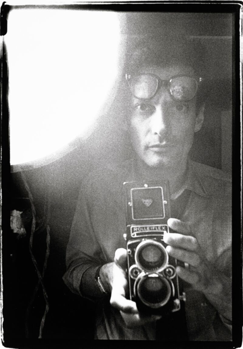 galleries/2010/10/04/avedon-auction/richard-avedon---1_hsjuuv