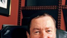 cheats/2010/01/19/crime-novelist-robert-parker-dies/robert-parker-obit_asowgj