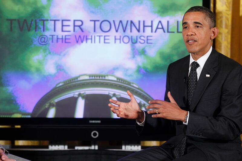 articles/2011/07/06/obama-s-useless-twitter-town-hall/twitter-obama-town-hall-graham_ztxejz