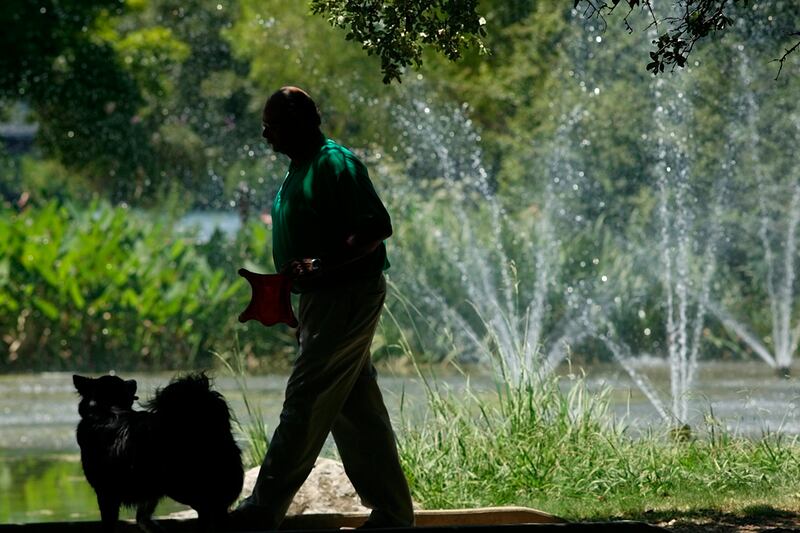 galleries/2011/08/15/america-s-hottest-cities/austin-hottest-cities_jyvypo