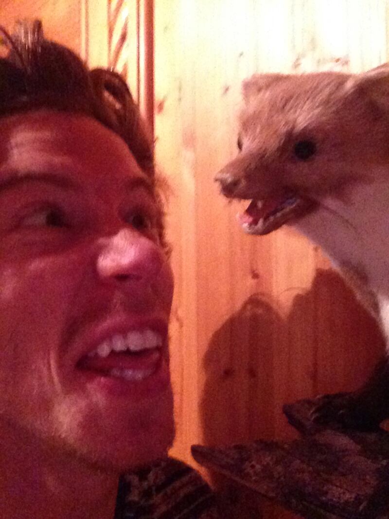 galleries/2013/11/16/kesha-lady-gaga-miley-cyrus-and-the-week-in-selfies-photos/131115-selfies-shaun-white_hymnjq