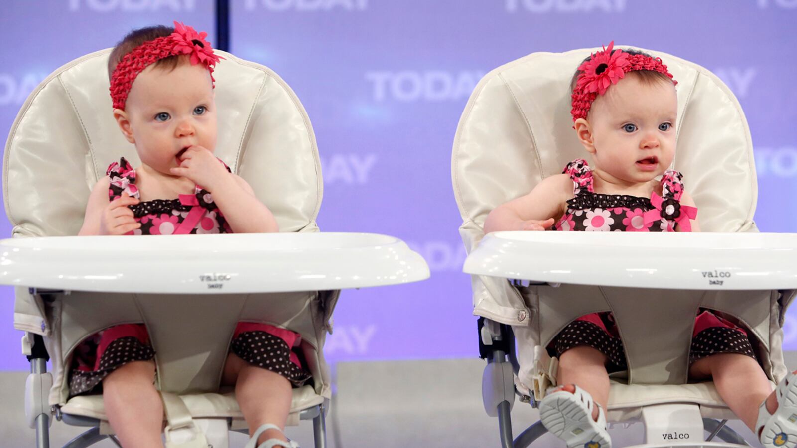 articles/2012/12/04/kate-middleton-pregnancy-could-it-be-twins/kate-twins_myzc5a