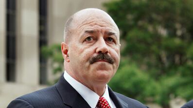 cheats/2009/10/31/is-bernie-kerik-cracking/bernard-kerik_rnca98