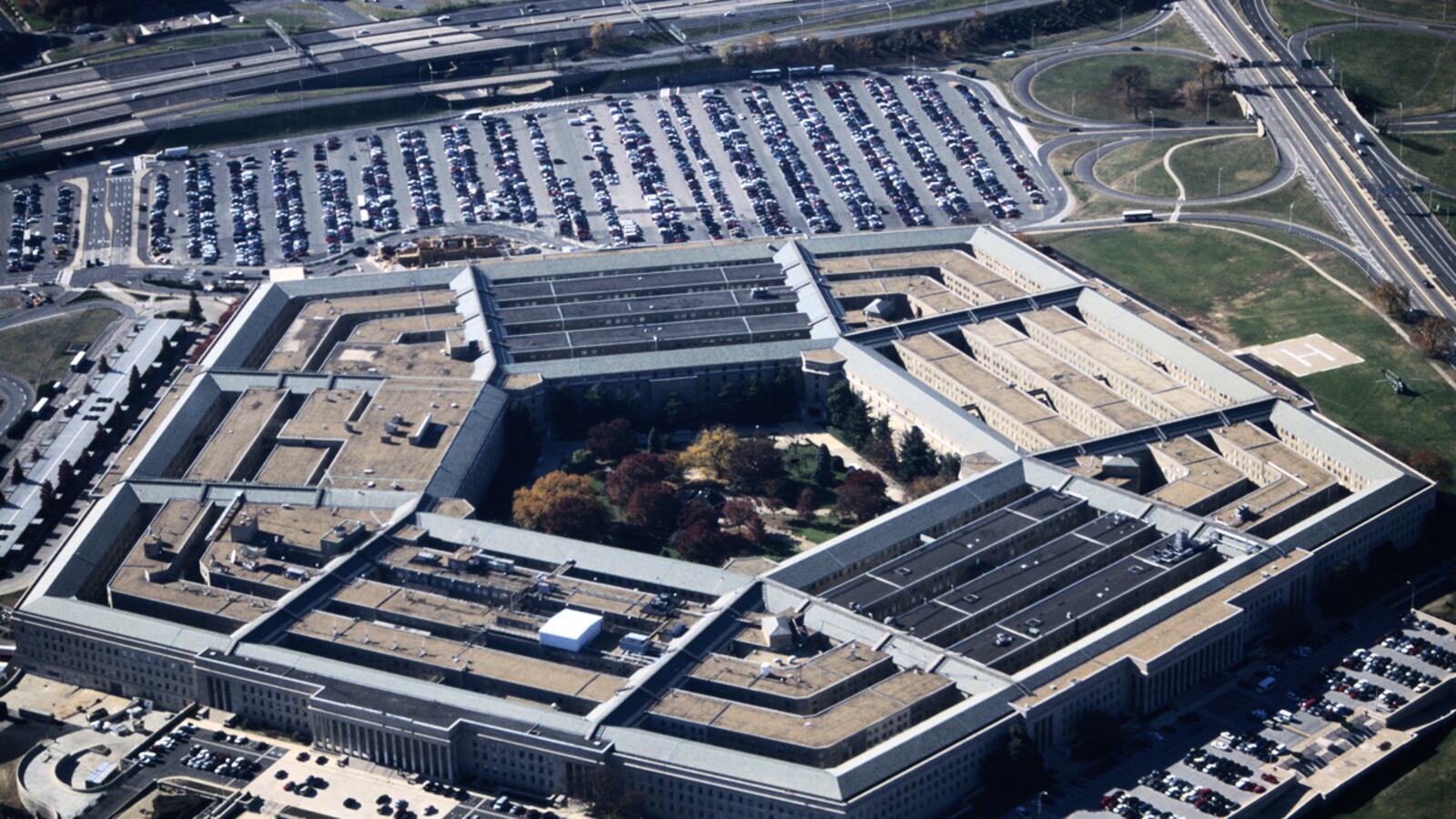 cheats/2012/12/19/negotiators-agree-on-defense-deal/pentagon-terrorist-threat-cs_n9mxf8