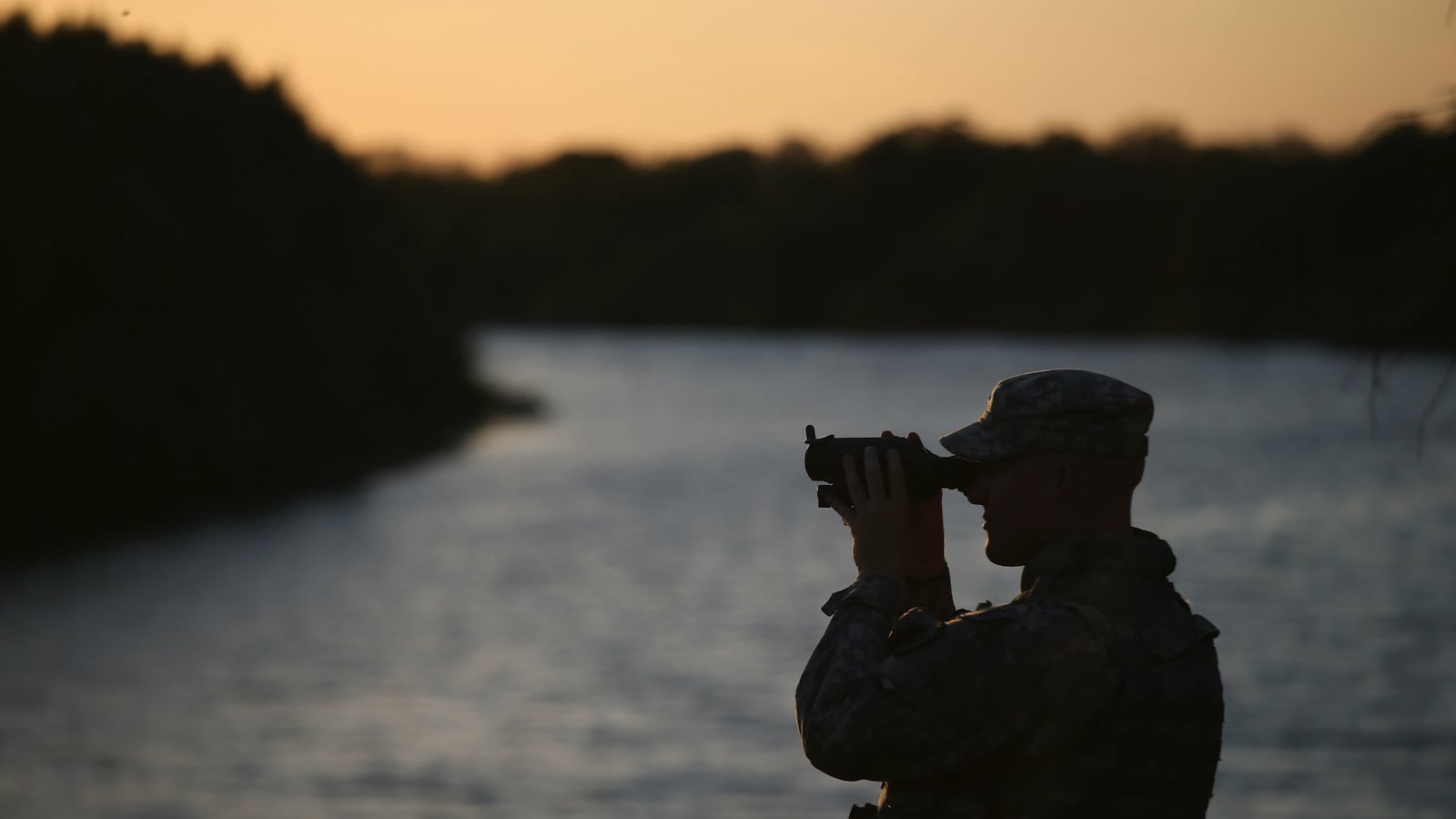 cheats/2014/09/17/u-s-officials-slam-isis-border-claims/140917-borderISIS-cheat_bqyxhi