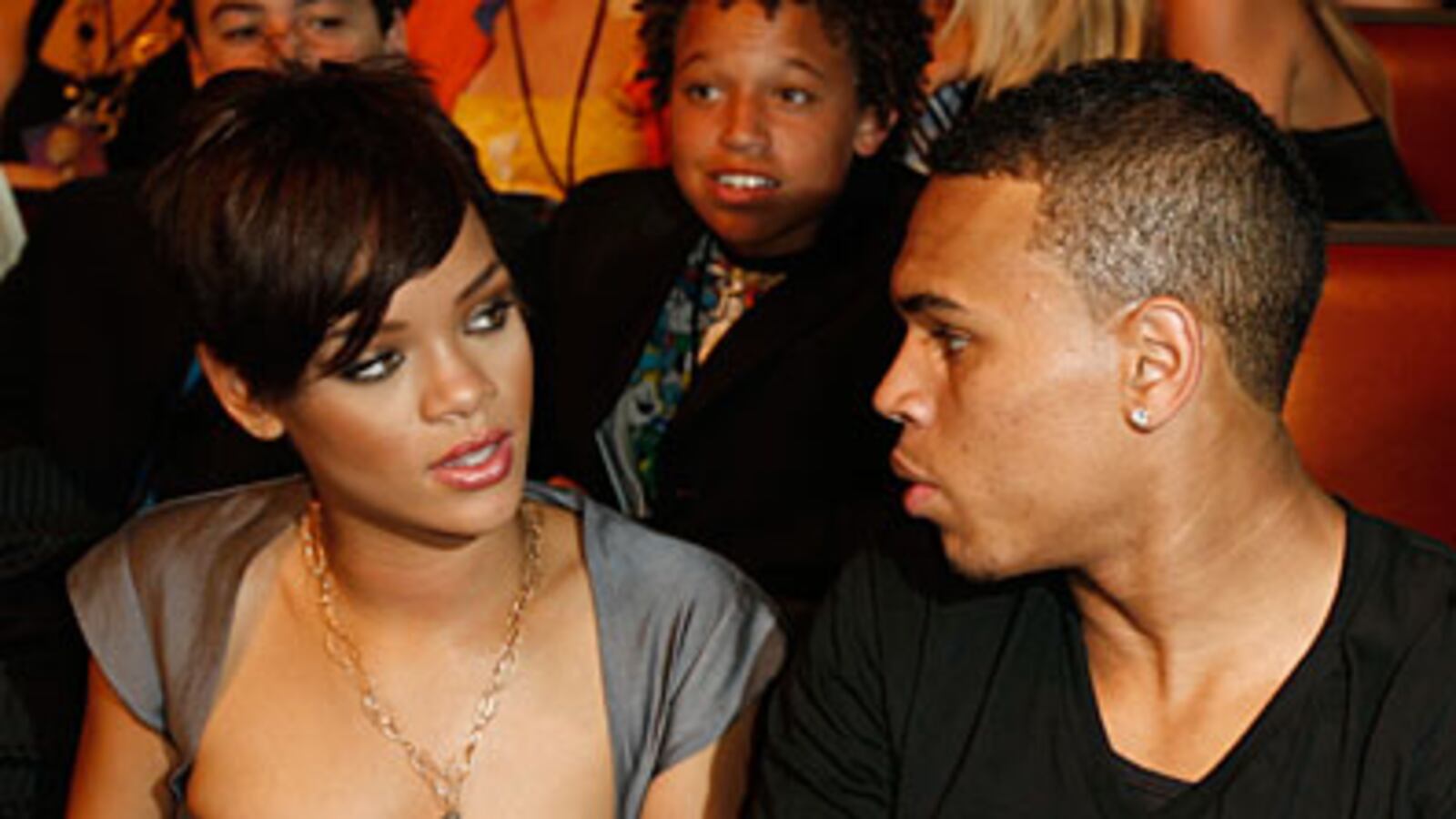 cheats/2009/02/12/rihanna-and-chris-brown-what-happened/rihanna-chris-brown---what-happened_ugjdnj