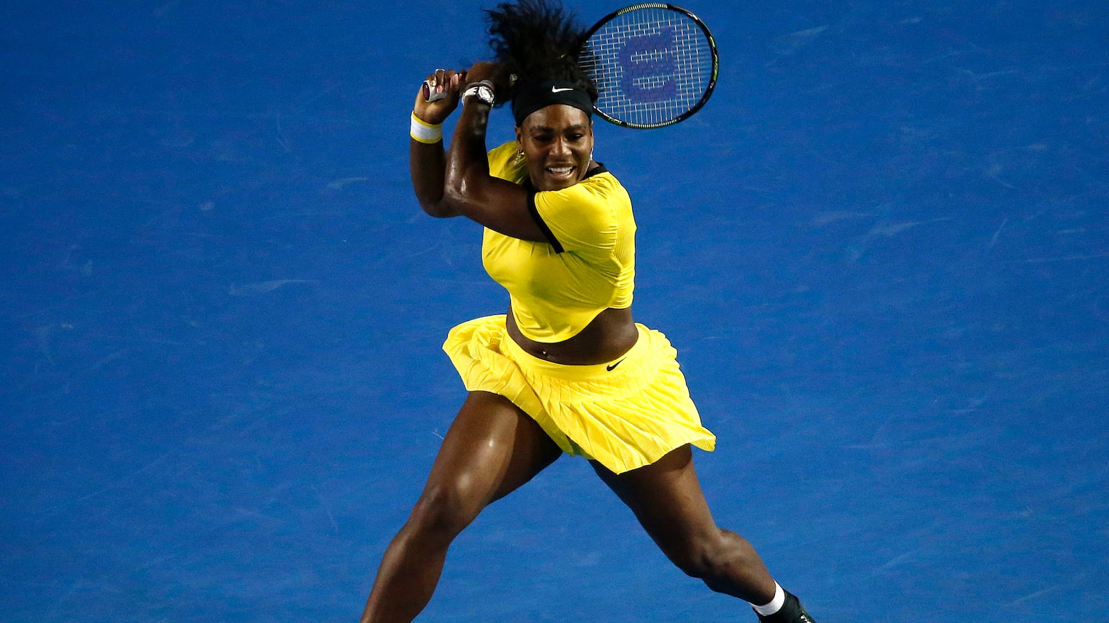 cheats/2016/01/28/serena-close-to-grand-slam-win-record/160128-serena-cheat_hsla4n