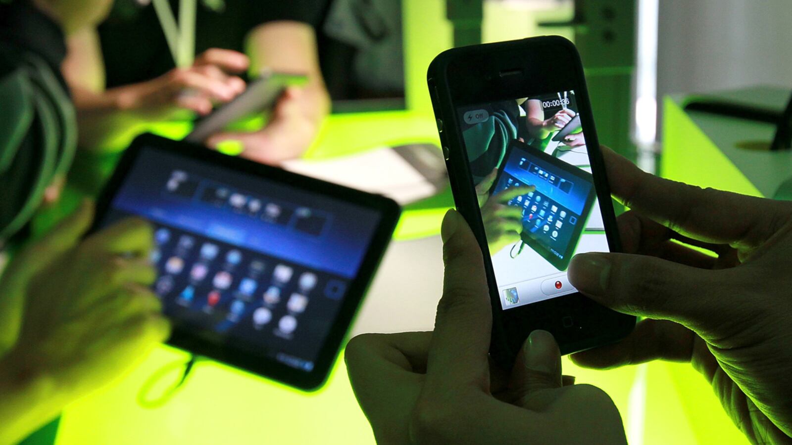 cheats/2011/08/02/android-app-secretly-records-calls/android-google-cs_qntzgn