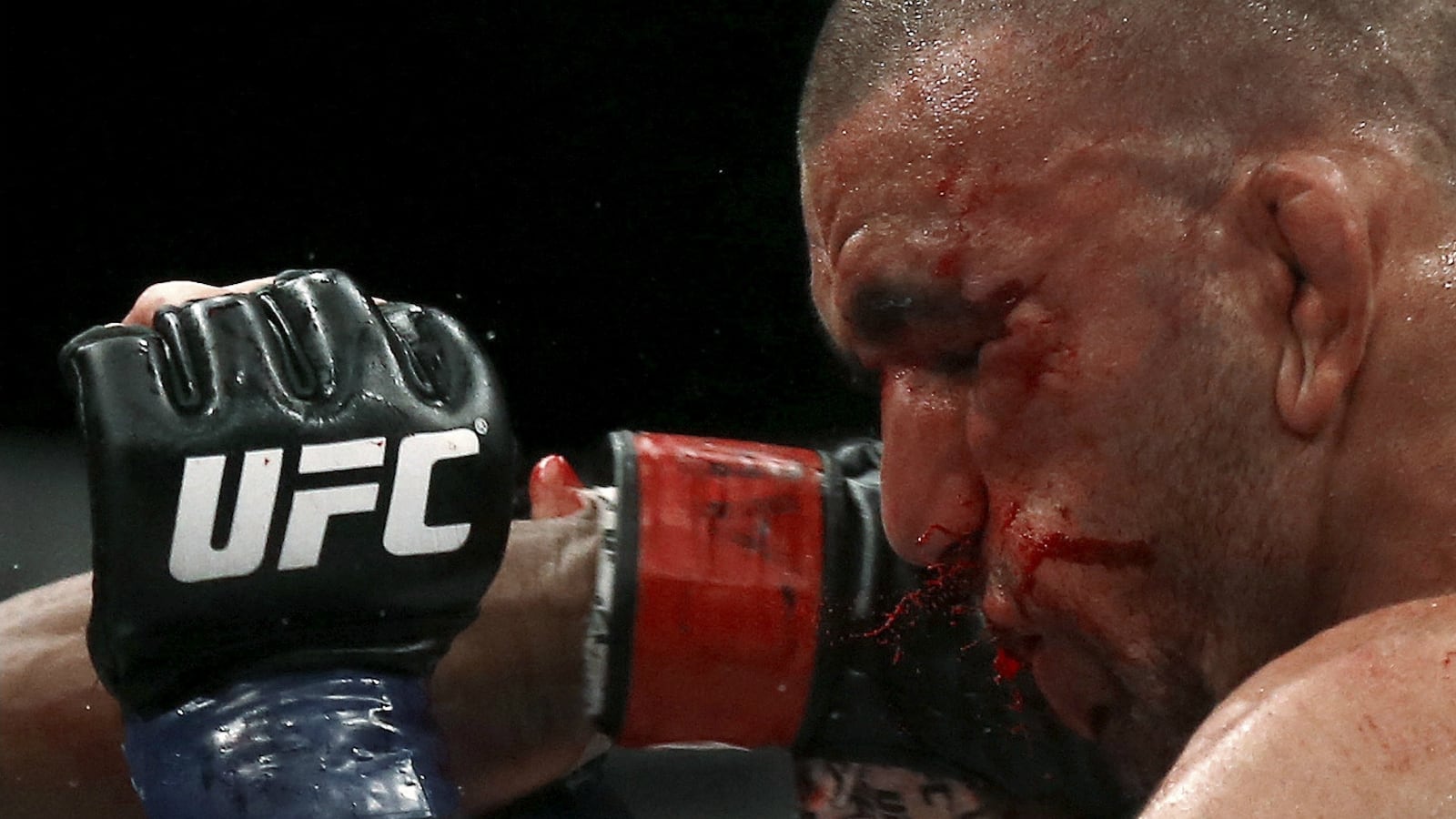 cheats/2016/01/25/judge-blocks-ufc-fight-from-msg/160125-ufc-mma-cheat_u8o24n