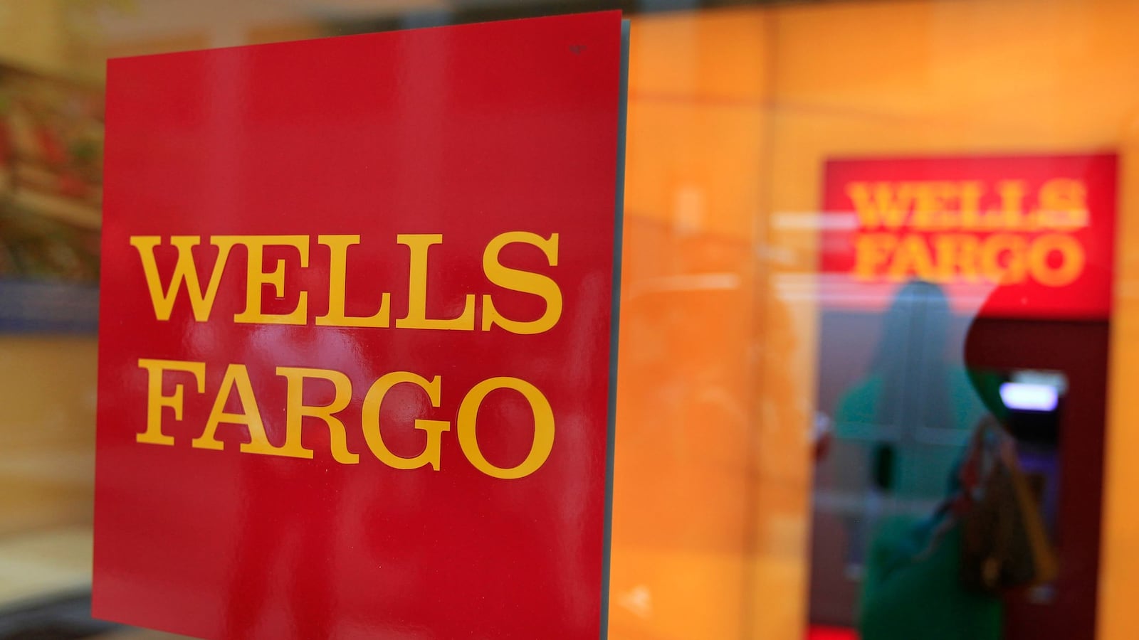 cheats/2015/08/14/wells-fargo-sued-for-looted-wwii-relics/150814-wells-fargo-cheat_yw20bw