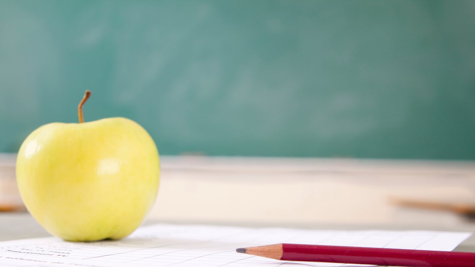 articles/2013/06/27/the-modern-lolita-dramatizing-the-mind-of-a-female-pedophile-in-alissa-nutting-s-tampa/130626-tampa-tease_hkpgx2