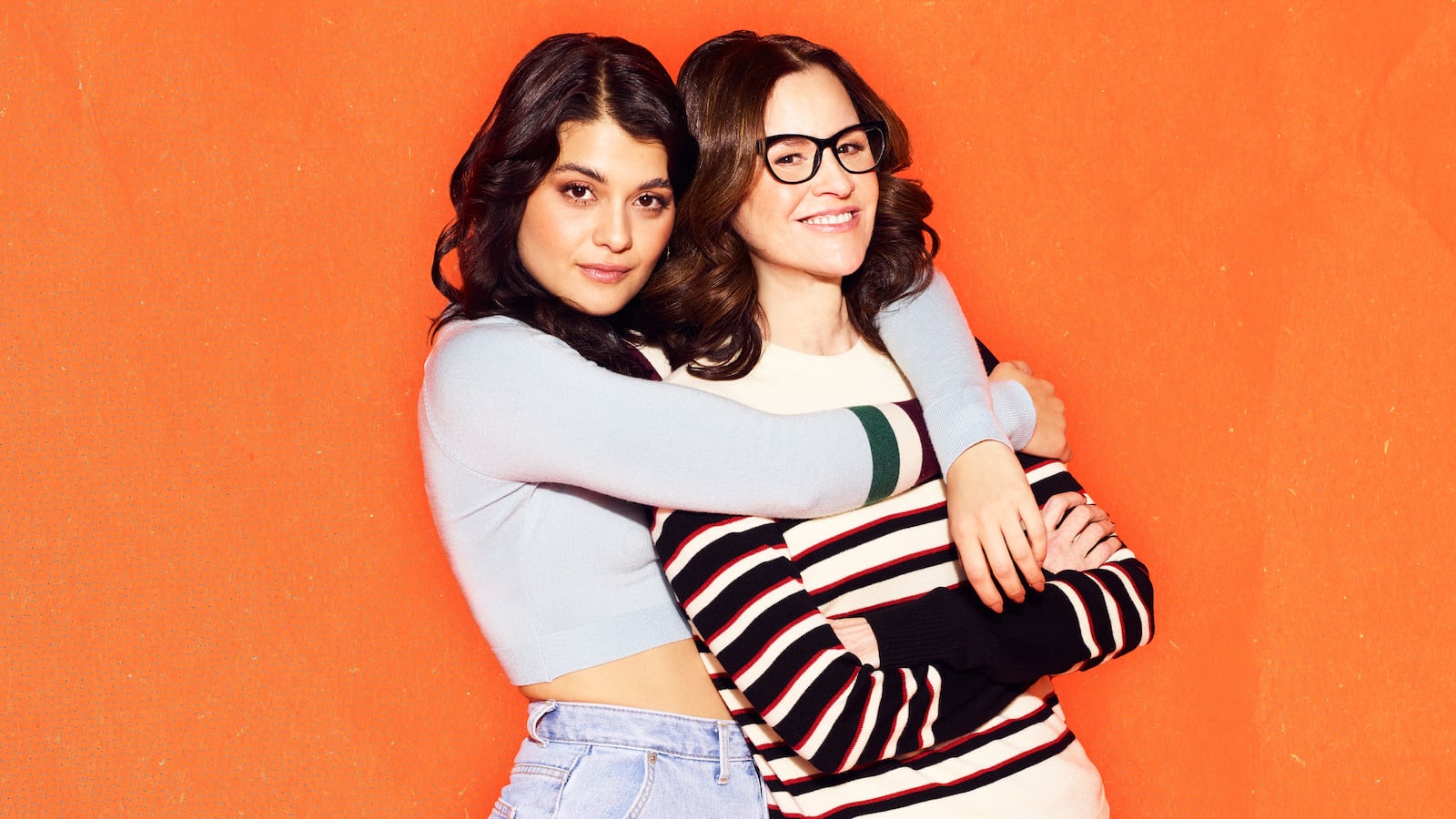 230419-single-drunk-female-tease_rkusdd