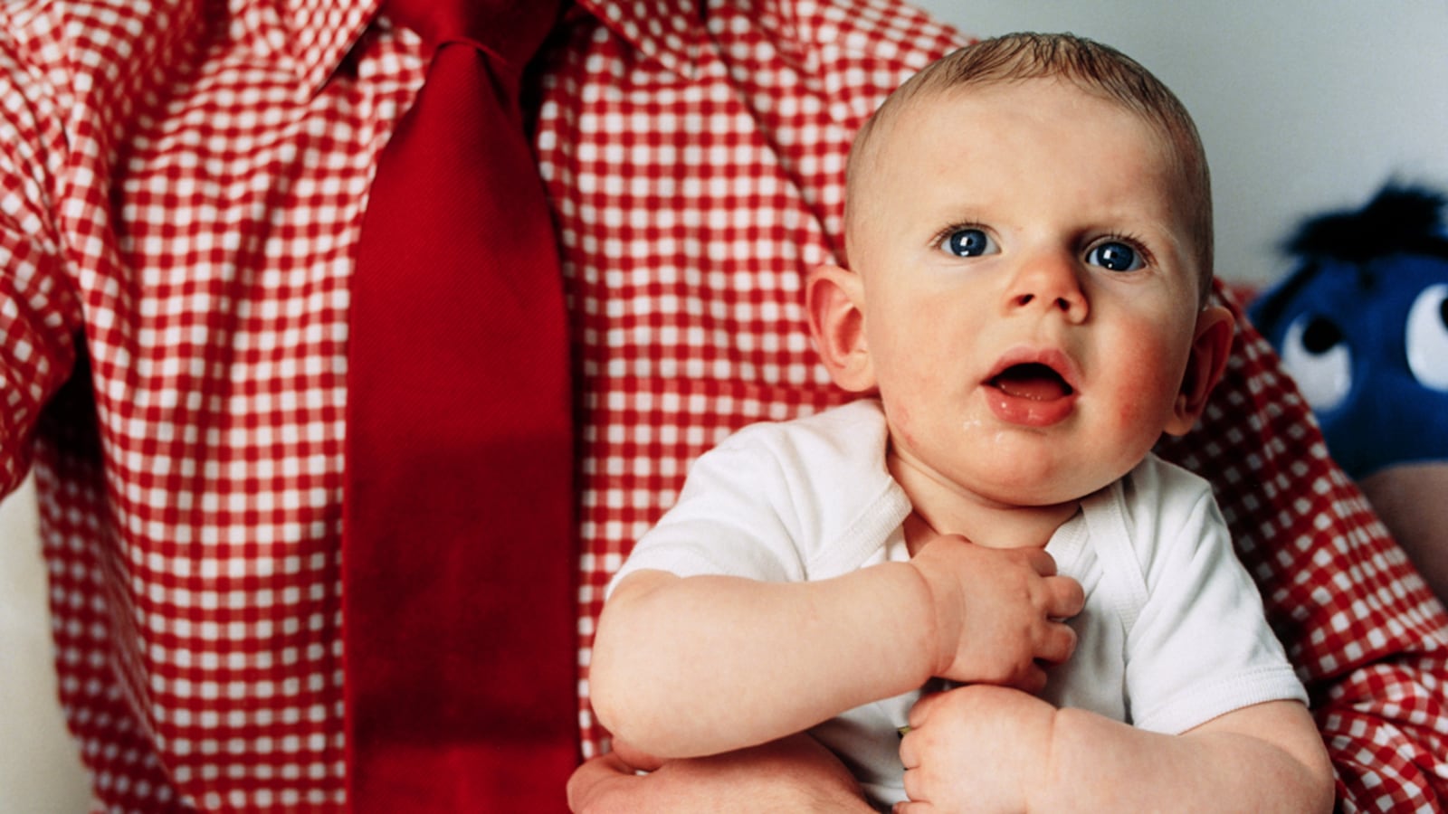 articles/2011/09/29/fatherhood-and-cardiovascular-disease-does-having-kids-make-you-healthier/fatherhood-healthier-rufus_h23err