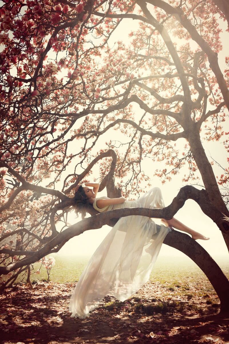 galleries/2013/03/26/james-houston-s-natural-beauty-features-stars-in-the-nude-photos/James-Houston-Natural-Beauty-01_mhllwq