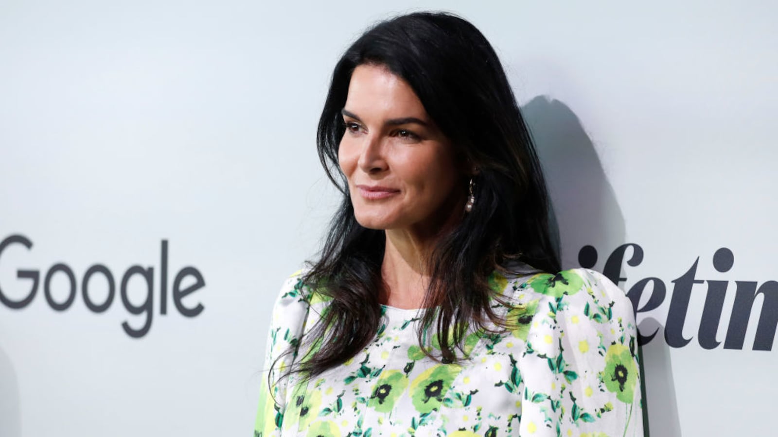 Angie Harmon’s dog had bitten the Instacart driver who shot the animal dead, police told TMZ.