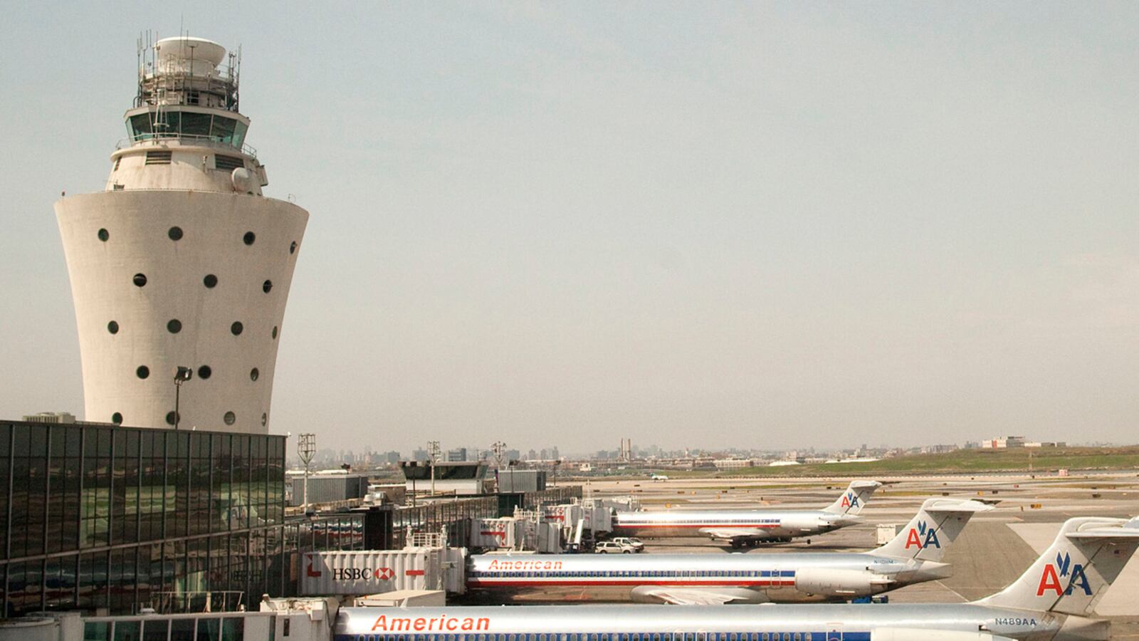 cheats/2011/09/16/faa-shutdown-averted/faa-shutdown-conant-box_jcm6kr