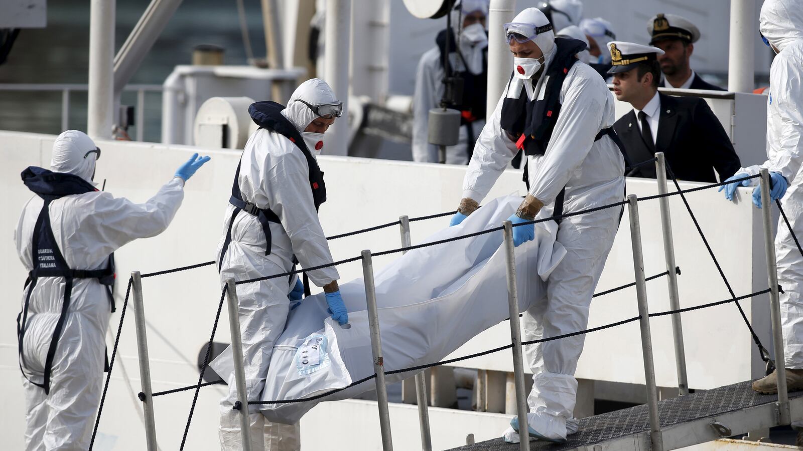 galleries/2015/04/20/italy-launches-rescue-search-for-migrants-photos/150420-migrant-ship1_fzx6oe