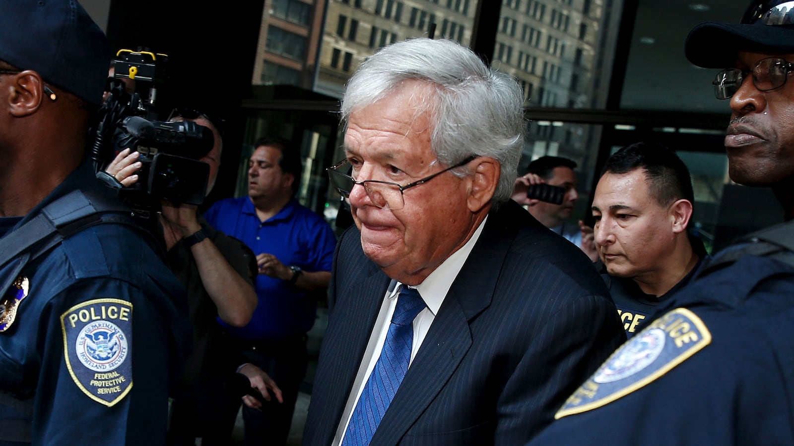 articles/2017/01/19/dennis-hastert-to-the-james-doe-he-molested-gimme-my-money-back/170119-zavadski-dennis-hastert-tease_et4o2p