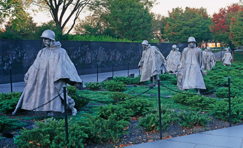 galleries/2011/08/22/martin-luther-king-jr-memorial-and-other-washington-d-c-monuments/korean-war-veterans-memorial-washington-monuments-photos-gopnik_vsbixz