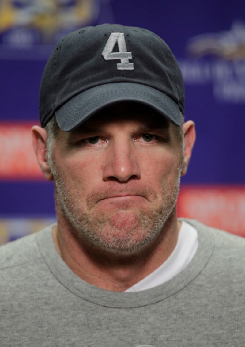 galleries/2012/05/08/celebrity-massage-scandals-john-travolta-al-gore-more-photos/celeb-massage-lawsuits-favre_ijjujb