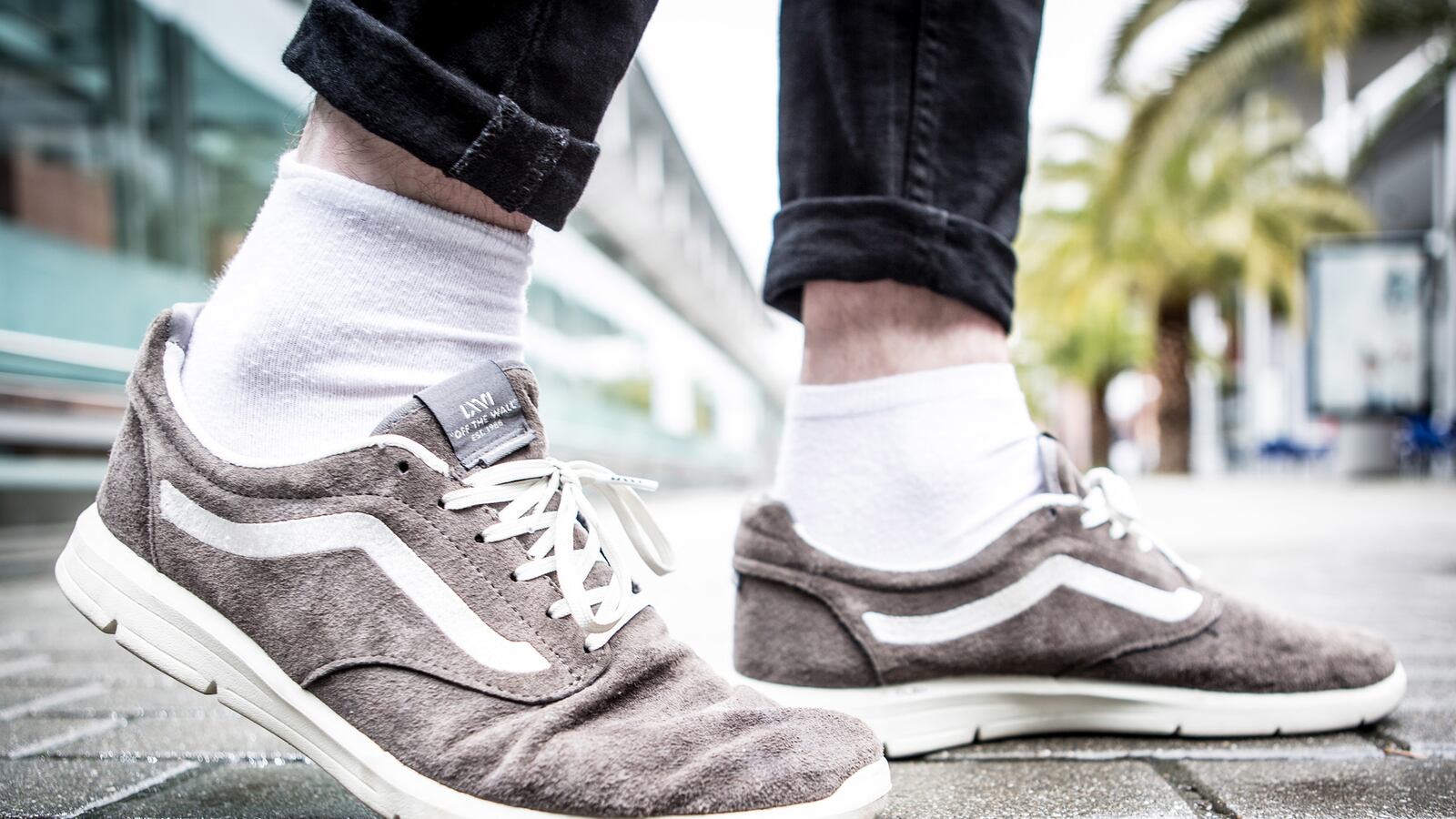 articles/2016/07/27/our-gripping-love-affair-with-vans/160726-joiner-vans-sneakers-tease_dtltou