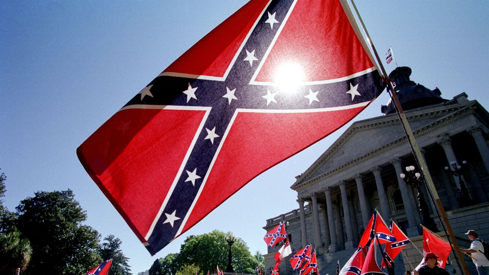 articles/2016/08/29/it-s-official-white-lives-matter-is-a-hate-group/160829-Place-white-lives-matter-is-hate-group-Tease_z6fv29