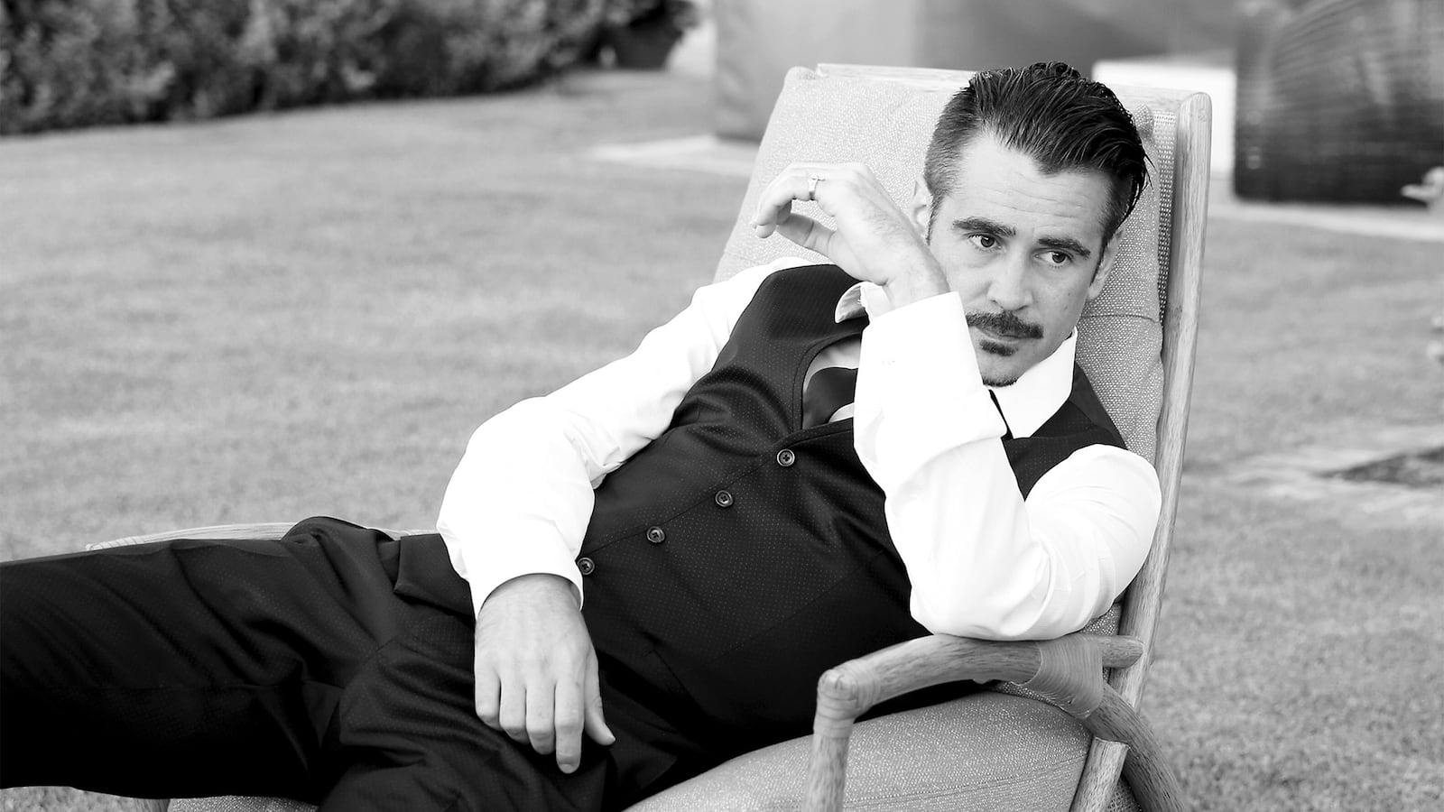 articles/2016/05/11/colin-farrell-hopeless-romantic-f-ck-anyone-else-who-says-that-s-bullsh-t/160510-yamato-colin-farrel-tease_sldeu0