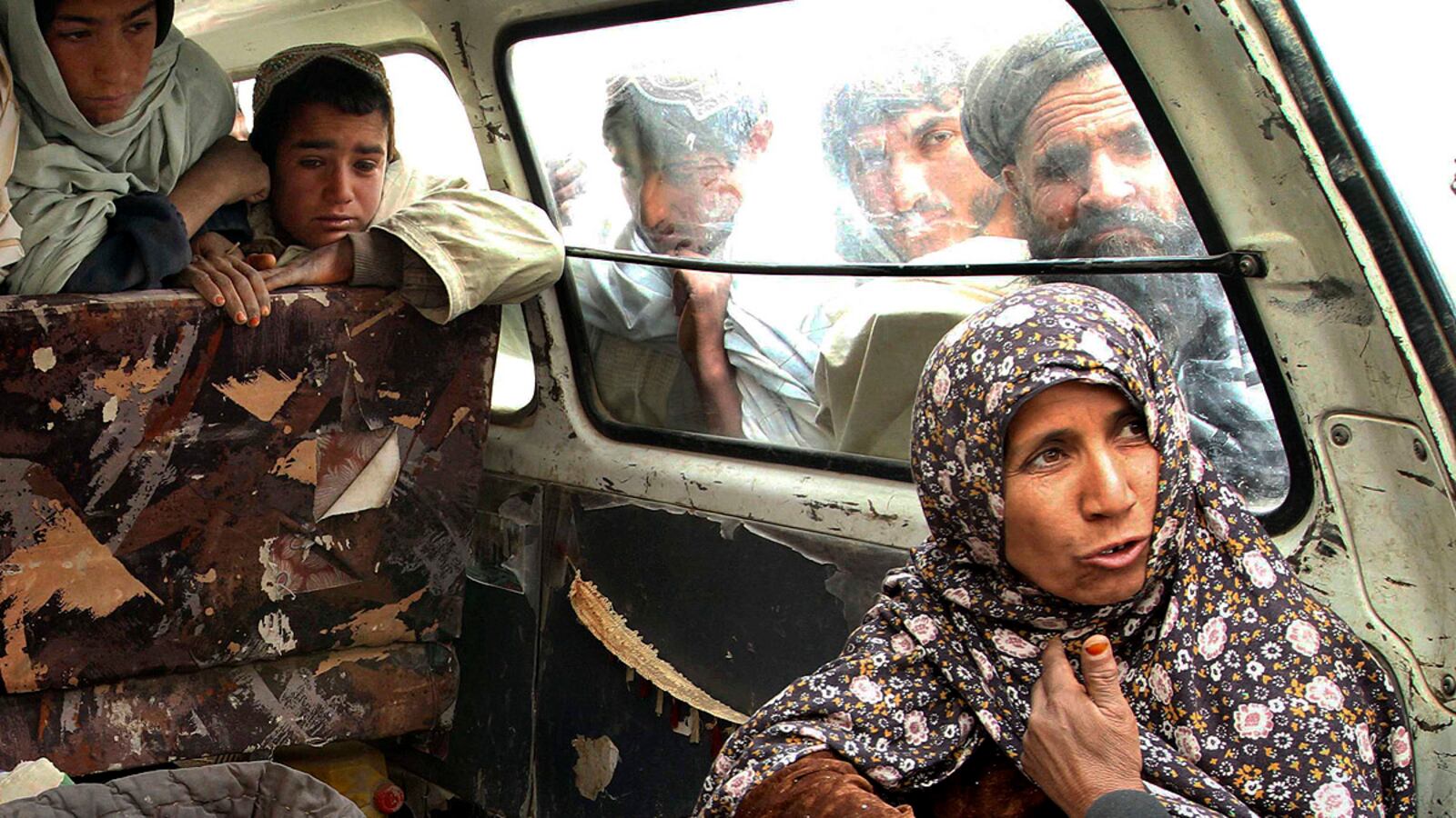 cheats/2012/03/11/afghans-vow-revenge/afghan-attrocity-cheat_hckjtu