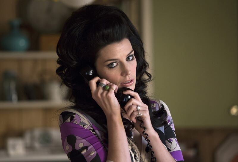 galleries/2015/04/04/the-ultimate-mad-men-fashion-gallery/150403-mad-men-style-29_u6w392