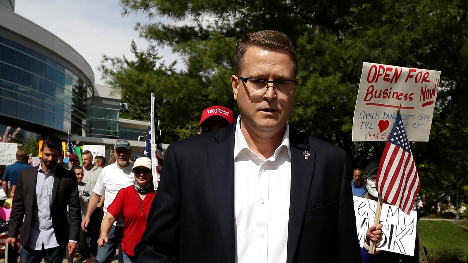 2020-05-02T000000Z_174433826_RC20GG9QTJQQ_RTRMADP_3_HEALTH-CORONAVIRUS-USA-PROTESTS_nvb7qk