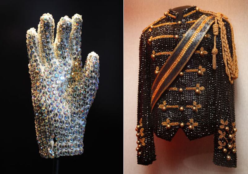 galleries/2009/12/22/fashion-report-card/fashion-report-card---michael-jackson_krdgtb