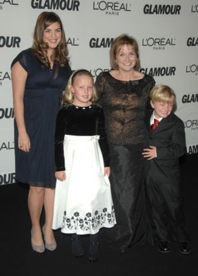 galleries/2009/08/23/fortysomething-moms/ancient-moms---elizabeth-edwards_ul2o1g