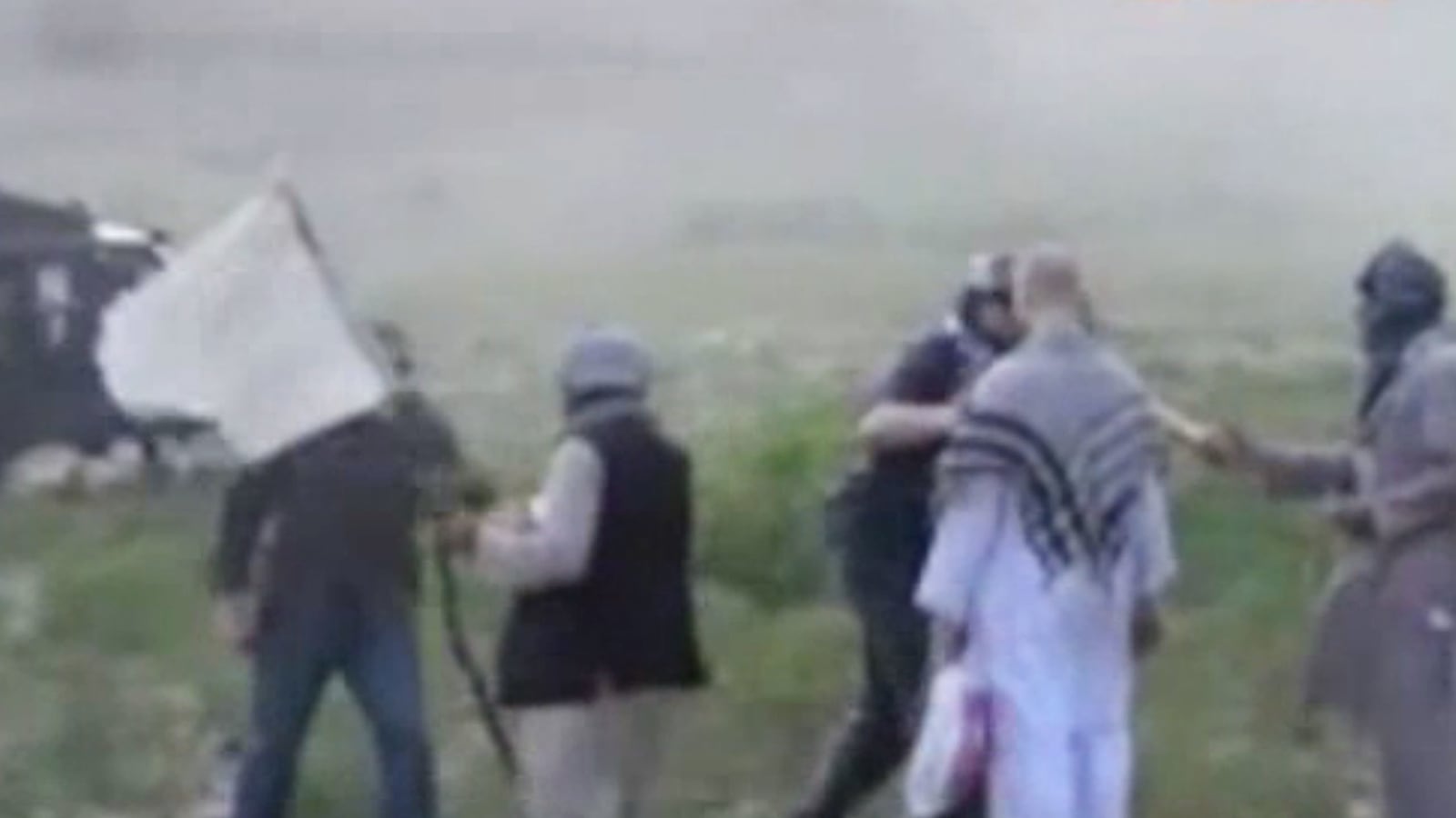 articles/2014/06/04/body-language-expert-bowe-bergdahl-seemed-reluctant-to-leave-captors/140604-grove-bergdahl-tease_uuf16i