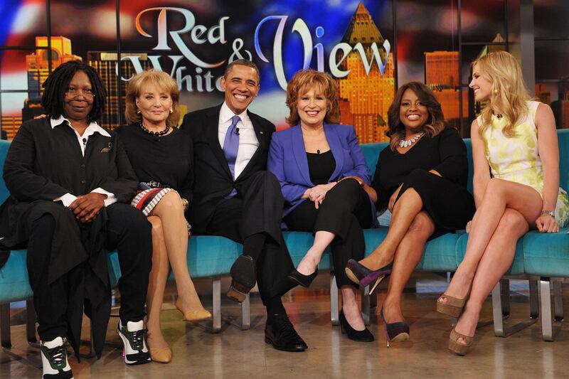 articles/2012/05/16/fatherly-obama-s-charm-turns-patronizing-on-visit-to-the-view/obama-on-the-view-cottle_bda4vl