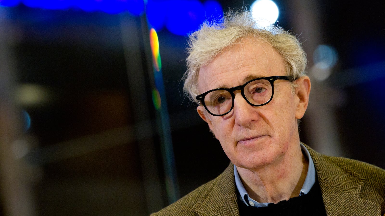 articles/2014/02/08/woody-allen-fires-back-dylan-farrow-was-brainwashed-by-her-mother-mia-farrow/140207-teeman-allen-tease_pc8lja